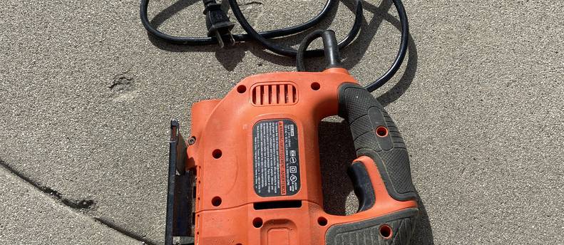 BLACK+DECKER 4.5 -Amp Variable Speed Keyless Jigsaw