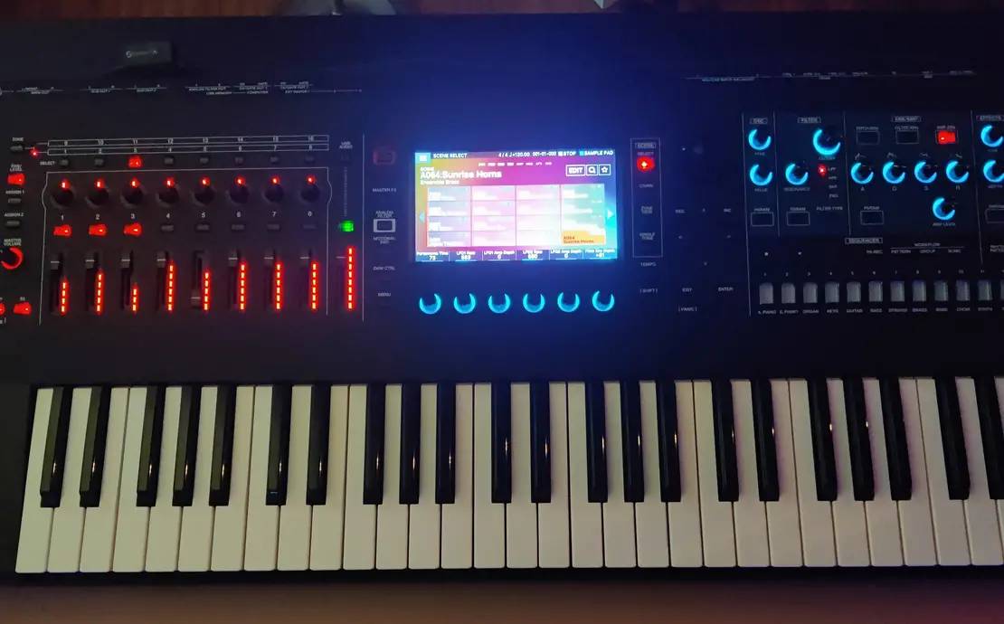 Roland Fantom EX 61-key Synthesizer