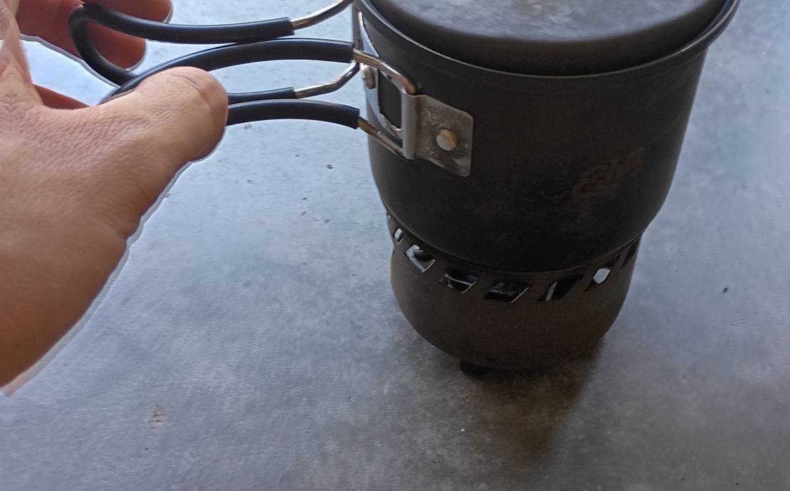 Tiny Backpacking Stove