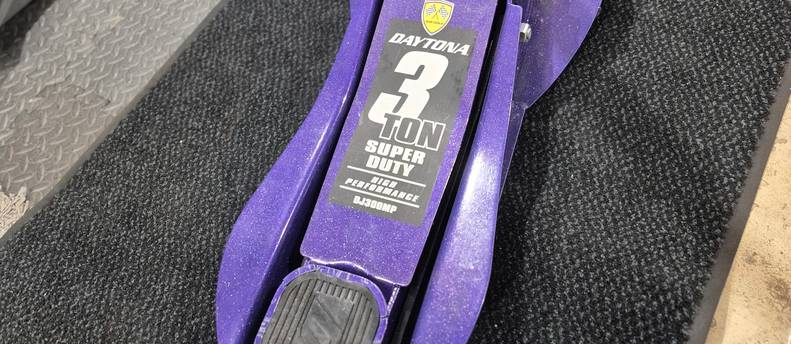 Daytona 3 Ton Low Profile Jack