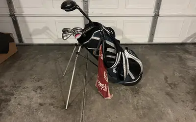 Golf club rental in Lynnwood