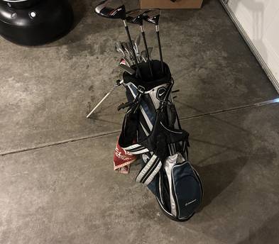 Men’s Callaway Golf Clubs Set - 10.5 Driver, 3/5 Woods, 5-9 Irons, Sand/Pitch/56 Wedges & Putter w/ Golf Bag