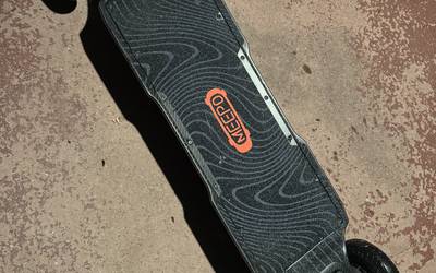 Meepo electric skateboard rental in Pittsburgh