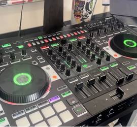Roland 808-DJ Controller