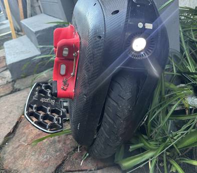 Begode EXN EUC (electric unicycle), pick up/drop off just 3 blocks from MacArthur Bart