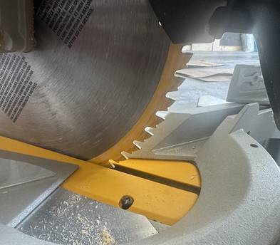 Dewalt Compound Miter Saw