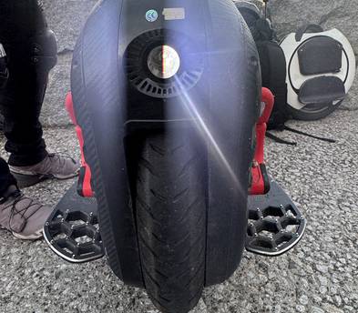 Begode EXN EUC (electric unicycle), pick up/drop off just 3 blocks from MacArthur Bart