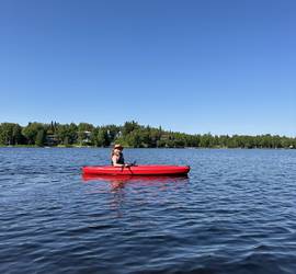 8ft Sit-In Kayak – Includes Paddle & Life Jacket