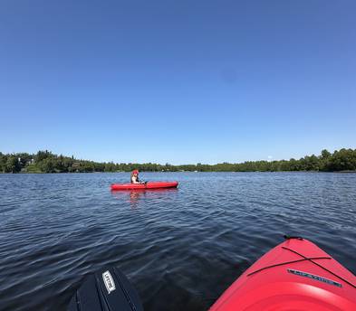 8ft Sit-In Kayak – Includes Paddle & Life Jacket