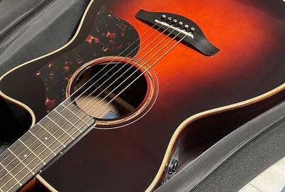 Guitar Yamaha AC3R Concert size Acoustic-Electric