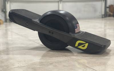 Onewheel rental in Metairie