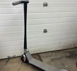 Unagi Model One E500 Scooter - Cosmic Blue