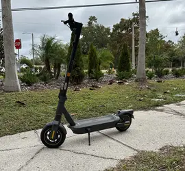 Segway Ninebot KickScooter Max G2 - electric scooter 1 of 2
