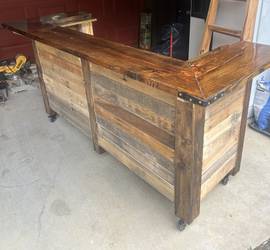 Bartender’s Bar on wheels with sink, ice bin and serving well
