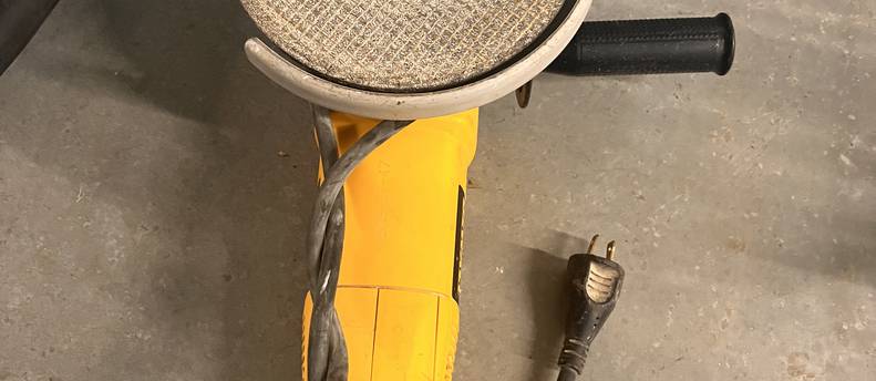 7” dewalt angle grinder
