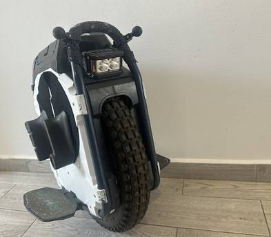 Electric Unicycle Veteran Sherman Max 20" 2800W Motor