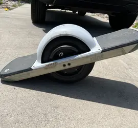 Onewheel Pint