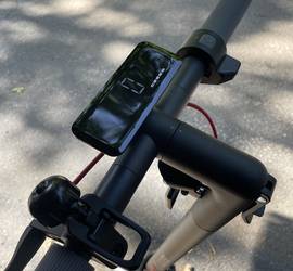 Foldable Electric Scooter NAVEE - V25 PRO
