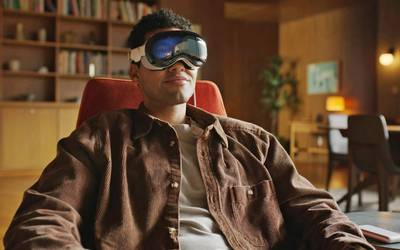 Apple Vision Pro Spatial Computing Headset