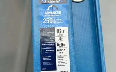 Ladder rental in Kansas City