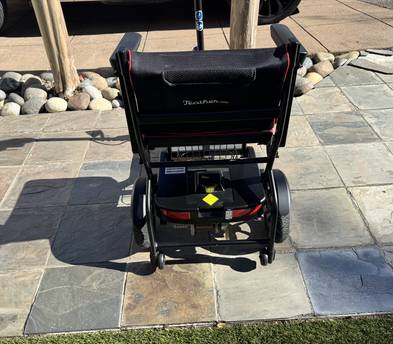 Like new Featherweight scooter 37 lbs foldable