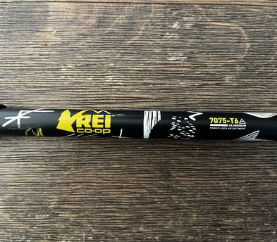 Trekking / Hiking poles 140CM to 105CM