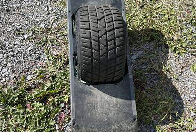 Onewheel Pint W/Hoozier Tire