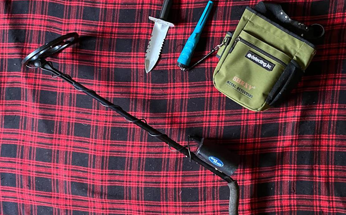 Bounty Hunter Metal Detecting Kit