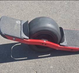 Onewheel Pint /w WTF Rails