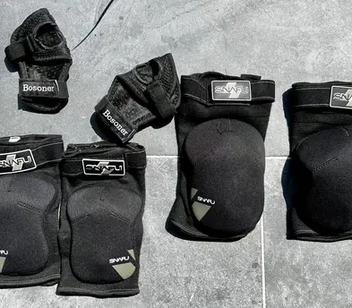 Onewheel XR - Reflective rails, Comfort footpad, Low Mileage + Accessories