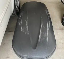 Roof box