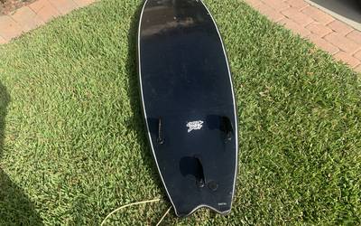 Surfboard rental in Satellite Beach