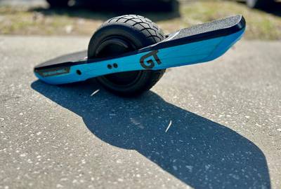 OneWheel GT w/Treaded Tire & Hypercharger