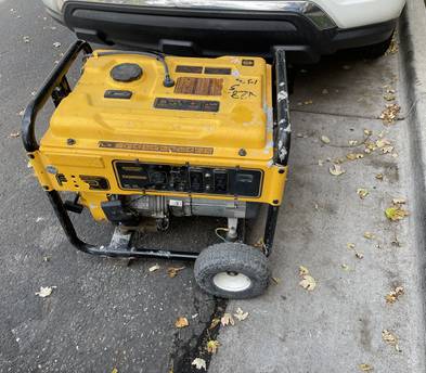 6,500 watt DeWalt generator