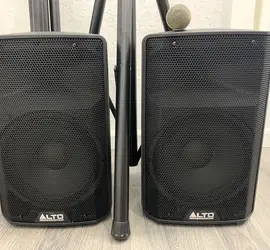 Small PA Speakers/Mic for events