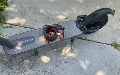 Middleweight Small Cruiser Electric Scooter