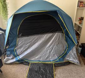 Camping tent