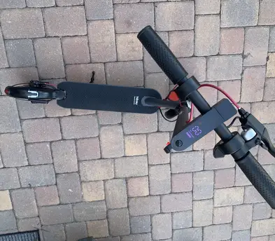 Electric scooter