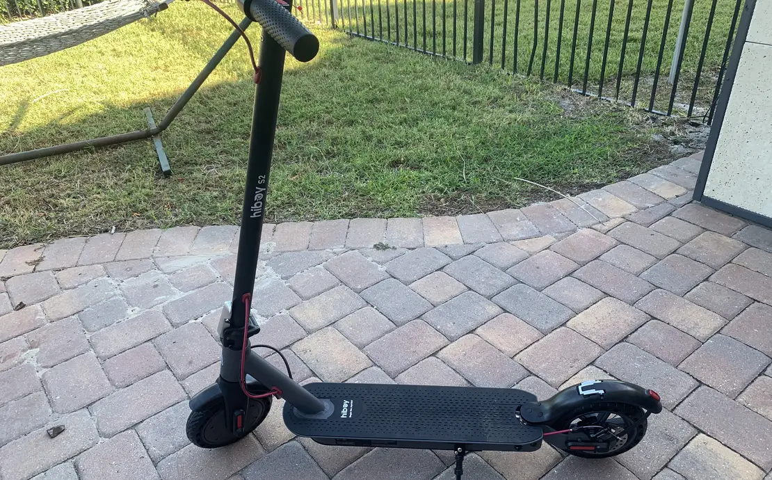 Electric scooter