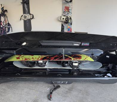 Thule Motion 3 XL Cargo Box