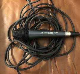Sennheiser E845 microphone + 25 ft XLR cable