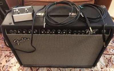 Fender 100W Guitar Amplifier Frontman 212R