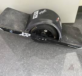 Onewheel Xr with Hoosier Treaded Tire and Charger