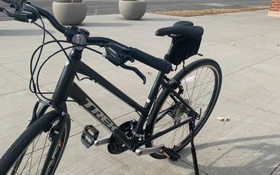 Trek Hybrid Womens M clipless pedals