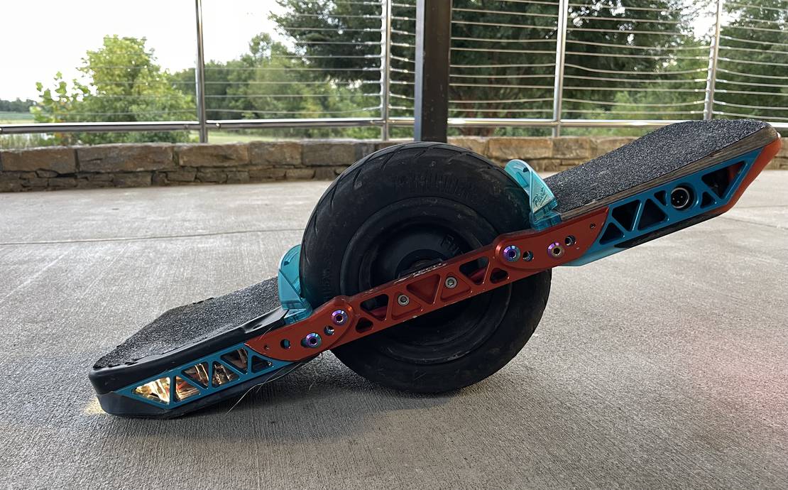 100v XR style VESC onewheel! Fender, trail, street, she can do it all!