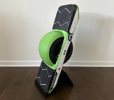 Onewheel GT +fast charger (PEV) with soft ride tire and cushioned footpads