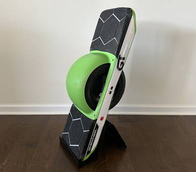 Onewheel GT +fast charger (PEV) with soft ride tire and cushioned footpads