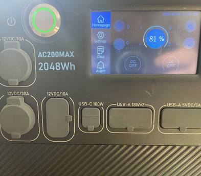 BLUETTI AC200max Solar Generator 2048wh