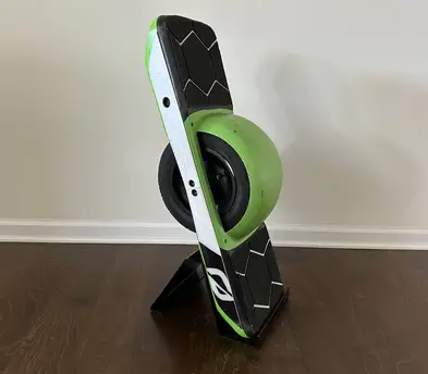 Onewheel GT +fast charger (PEV) with soft ride tire and cushioned footpads