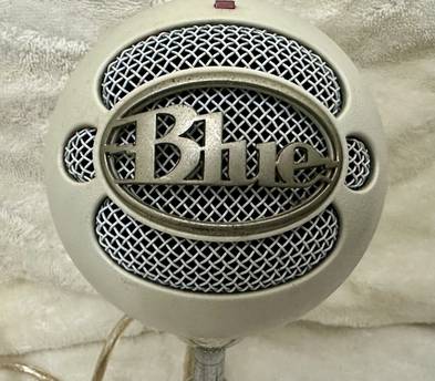 Snowball Blue USB microphone